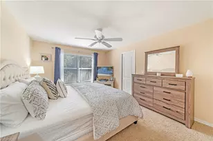 1032 Tivoli Ln, Naples, FL 34104 - Photo 11