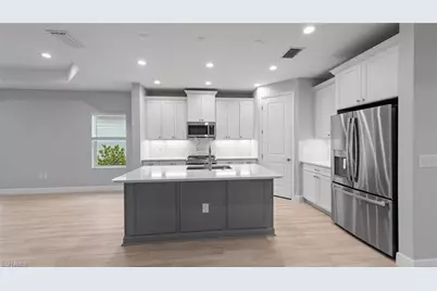 4592 Skysail Dr, Naples, FL 34120 - Photo 9