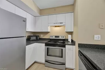 13521 Eagle Ridge Dr #121, Fort Myers, FL 33912 - Photo 3