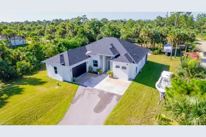 3502 40th Ave SE, Naples, FL 34117 - Photo 5