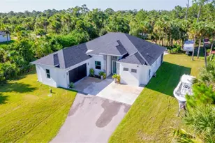 3502 40th Ave SE, Naples, FL 34117 - Photo 5