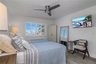 730 W Elkcam Cir, Marco Island, FL 34145 - Photo 25