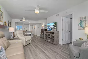 730 W Elkcam Cir, Marco Island, FL 34145 - Photo 29
