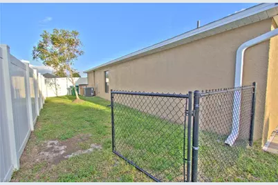 510 Skyline Blvd, Cape Coral, FL 33991 - Photo 19