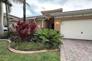 3546 Bridgewell Ct, Fort Myers, FL 33916 - Photo 3