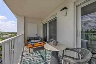 1300 Gulf Shore Blvd N, Naples, FL 34102 - Photo 11