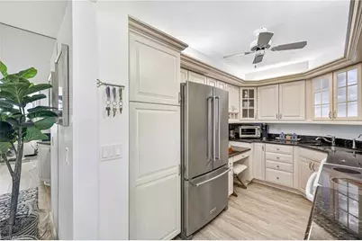 4001 Gulf Shore Blvd N #105, Naples, FL 34103 - Photo 11