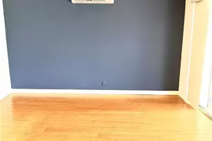 675 Wedge Dr, Naples, FL 34103 - Photo 9