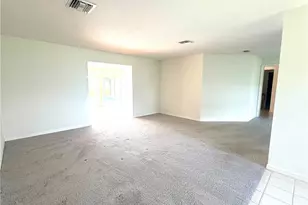 675 Wedge Dr, Naples, FL 34103 - Photo 13