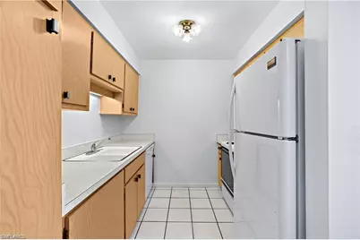 708 Victoria Dr #208, Cape Coral, FL 33904 - Photo 5