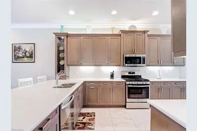 4310 Aurora St, Naples, FL 34119 - Photo 7