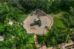 28020 Boccaccio Way, Bonita Springs, FL 34135 - Photo 23