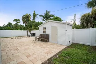 10091 Georgia St, Bonita Springs, FL 34135 - Photo 11