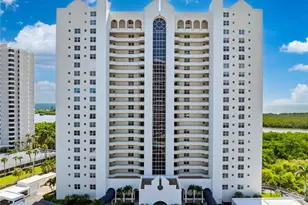 5550 Heron Point Dr, Naples, FL 34108 - Photo 15