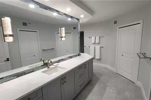 20 Seagate Dr, Naples, FL 34103 - Photo 13