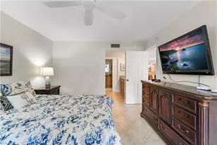 5890 Via Lugano, Naples, FL 34108 - Photo 13