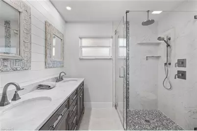 1252 Pompei Ln, Naples, FL 34103 - Photo 29