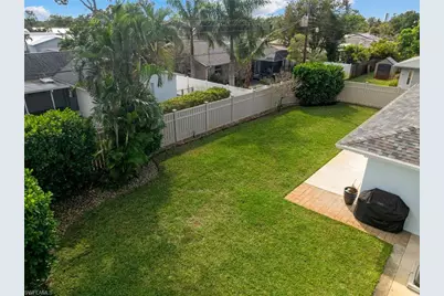 1252 Pompei Ln, Naples, FL 34103 - Photo 9