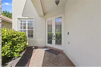 1289 Barrigona Ct, Naples, FL 34119 - Photo 3