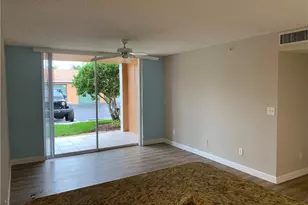 1250 Wildwood Lakes Blvd, Naples, FL 34104 - Photo 11