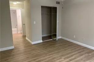 1250 Wildwood Lakes Blvd, Naples, FL 34104 - Photo 9