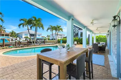 273 Egret Ave, Naples, FL 34108 - Photo 39