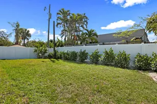 774 99th Ave N, Naples, FL 34108 - Photo 31