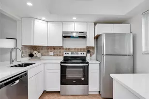 1004 Manatee Rd, Naples, FL 34114 - Photo 3