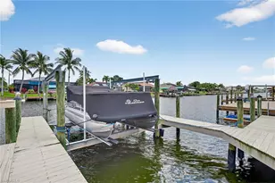 1917 SW 51st St, Cape Coral, FL 33914 - Photo 41