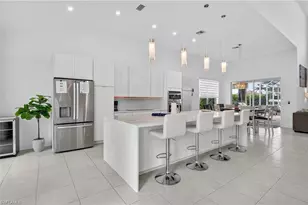 1917 SW 51st St, Cape Coral, FL 33914 - Photo 9