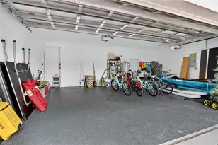 1917 SW 51st St, Cape Coral, FL 33914 - Photo 45