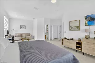 1917 SW 51st St, Cape Coral, FL 33914 - Photo 17