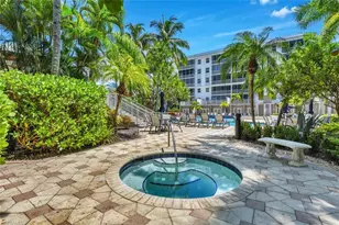 450 Launch Cir, Naples, FL 34108 - Photo 27