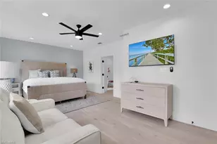 215 Mooring Line Dr, Naples, FL 34102 - Photo 21