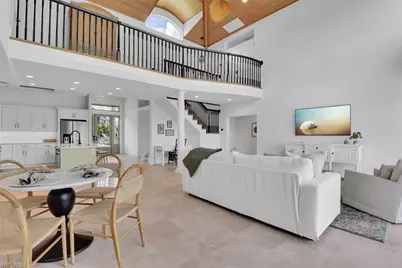 215 Mooring Line Dr, Naples, FL 34102 - Photo 17