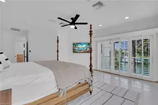 215 Mooring Line Dr, Naples, FL 34102 - Photo 39