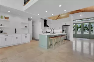 215 Mooring Line Dr, Naples, FL 34102 - Photo 13