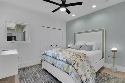 215 Mooring Line Dr, Naples, FL 34102 - Photo 33