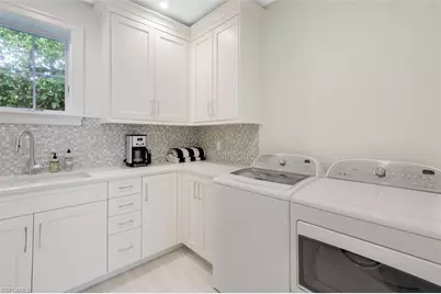 154 4th Ave N, Naples, FL 34102 - Photo 41