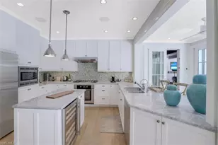 154 4th Ave N, Naples, FL 34102 - Photo 23