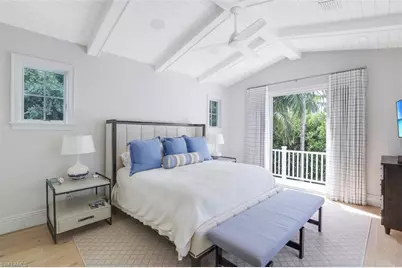 154 4th Ave N, Naples, FL 34102 - Photo 37