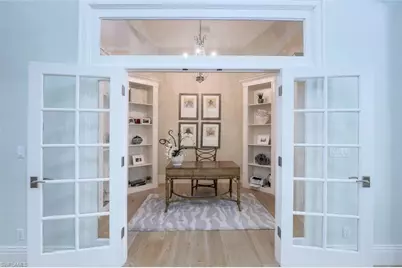 154 4th Ave N, Naples, FL 34102 - Photo 25