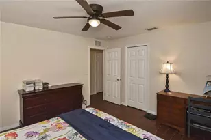 425 NW 20th Pl, Cape Coral, FL 33993 - Photo 29