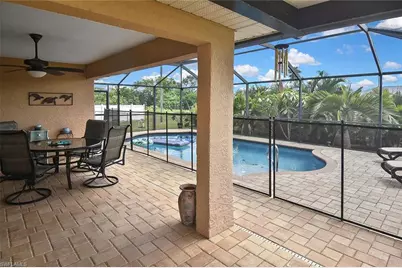 425 NW 20th Pl, Cape Coral, FL 33993 - Photo 1