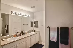 425 NW 20th Pl, Cape Coral, FL 33993 - Photo 23