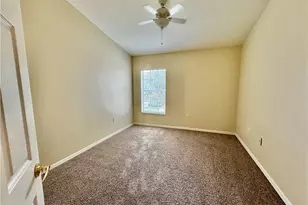 860 Hampton Cir, Naples, FL 34105 - Photo 15