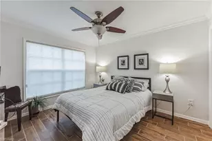 5633 Turtle Bay Dr, Naples, FL 34108 - Photo 17