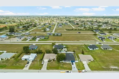 1213 Chiquita Blvd N, Cape Coral, FL 33993 - Photo 19