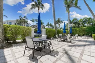 175 5th Ave S, Naples, FL 34102 - Photo 17