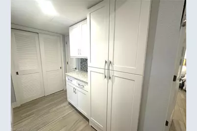 175 5th Ave S #104, Naples, FL 34102 - Photo 9